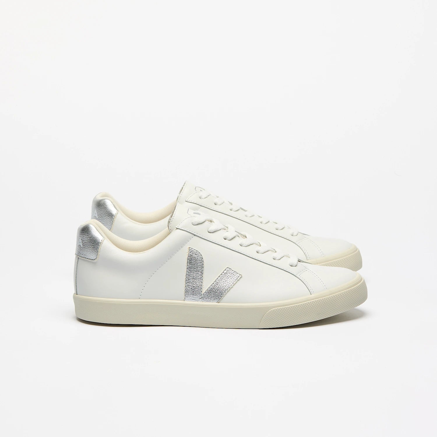VEJA- WOMEN'S ESPLAR LOGO LEATHER SNEAKER