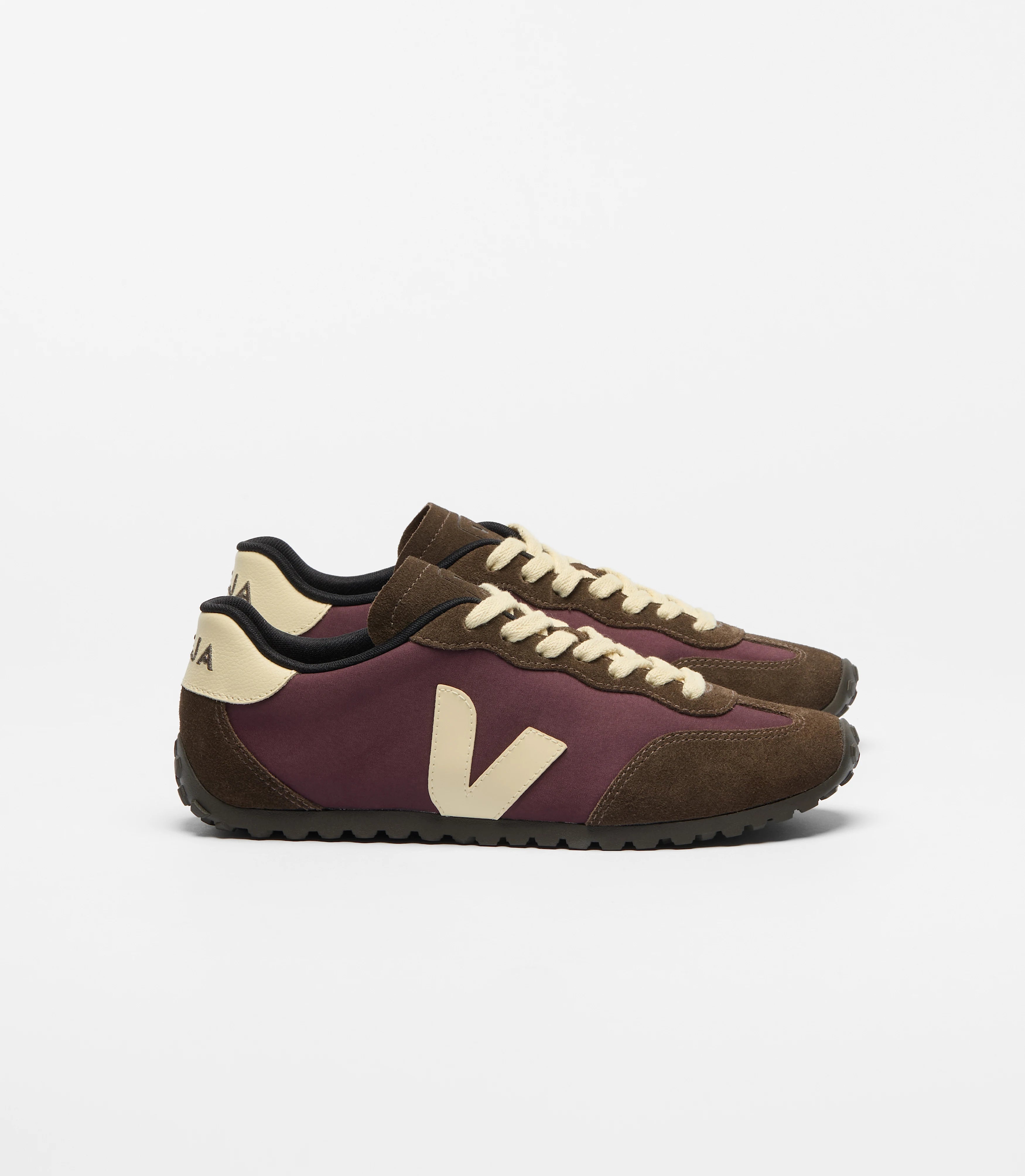VEJA - GT NOLYN SNEAKER