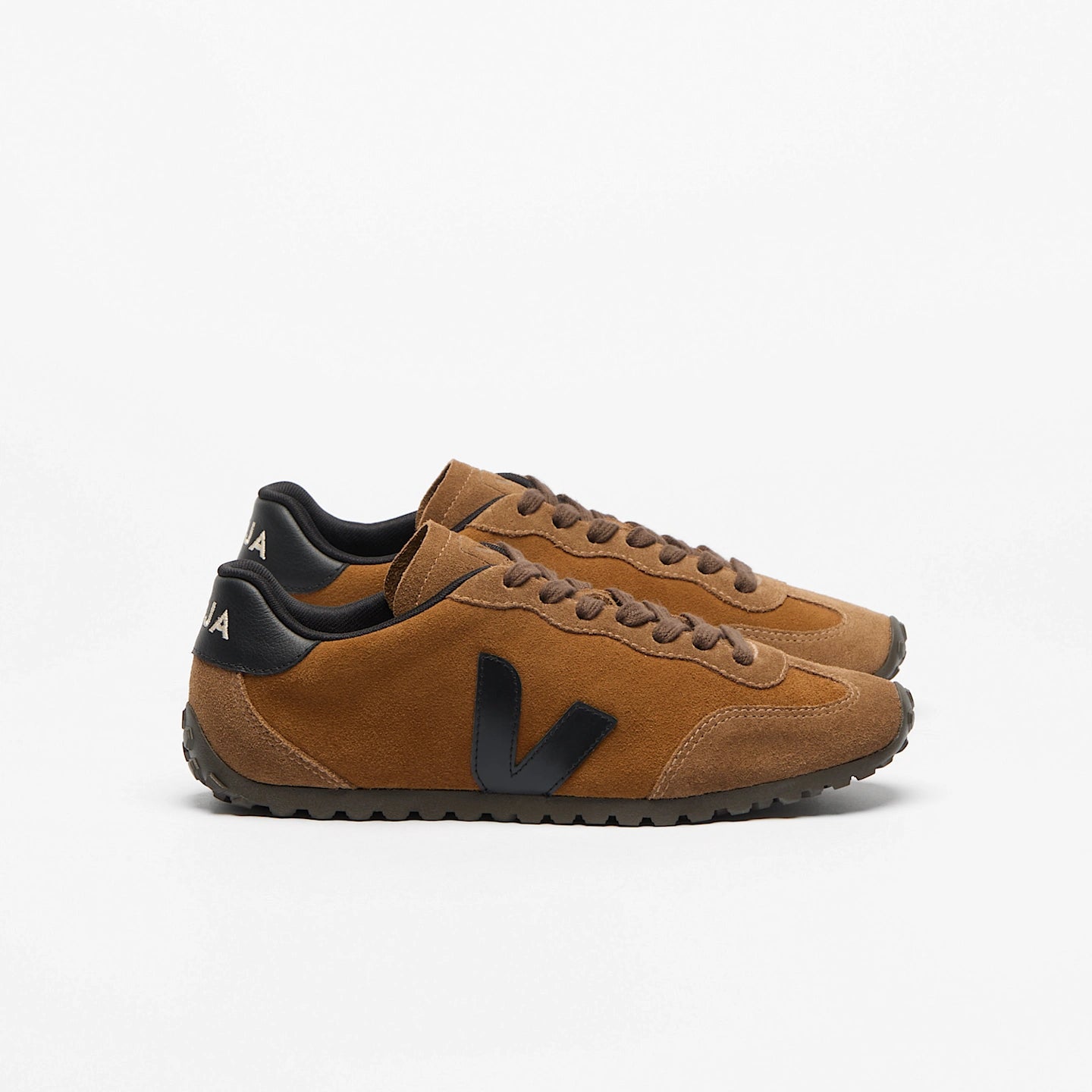 VEJA - GT SUEDE SNEAKER