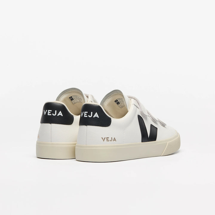 VEJA- WOMEN'S RECIFE CHROMEFREE LEATHER SNEAKER