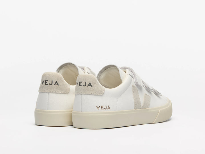 VEJA- WOMEN'S RECIFE CHROMEFREE LEATHER SNEAKER