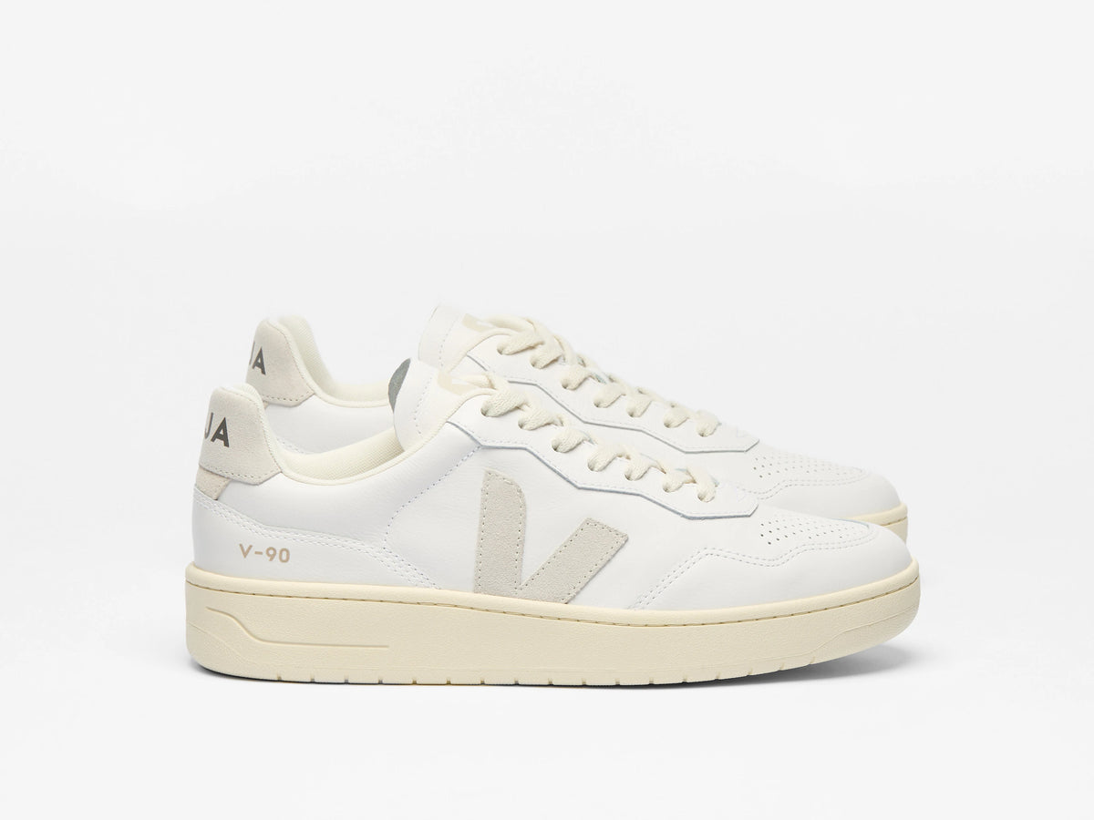 VEJA- WOMEN’S V-90 LEATHER SHOE