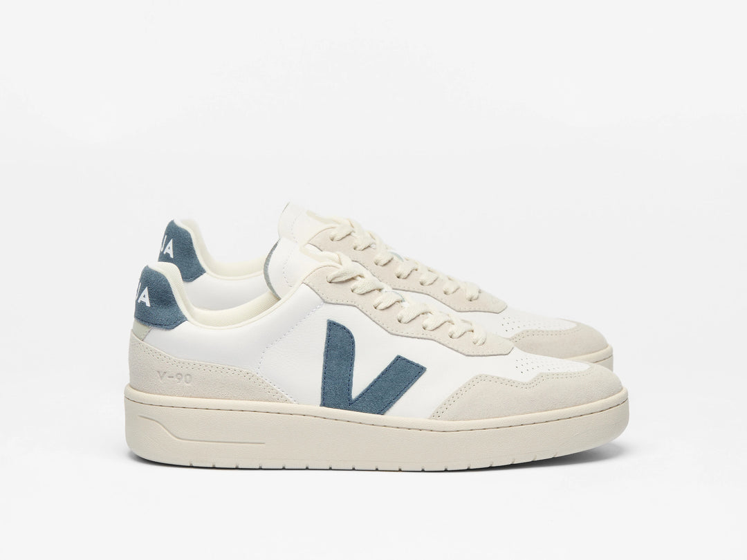 VEJA- WOMEN’S V-90 LEATHER SHOE