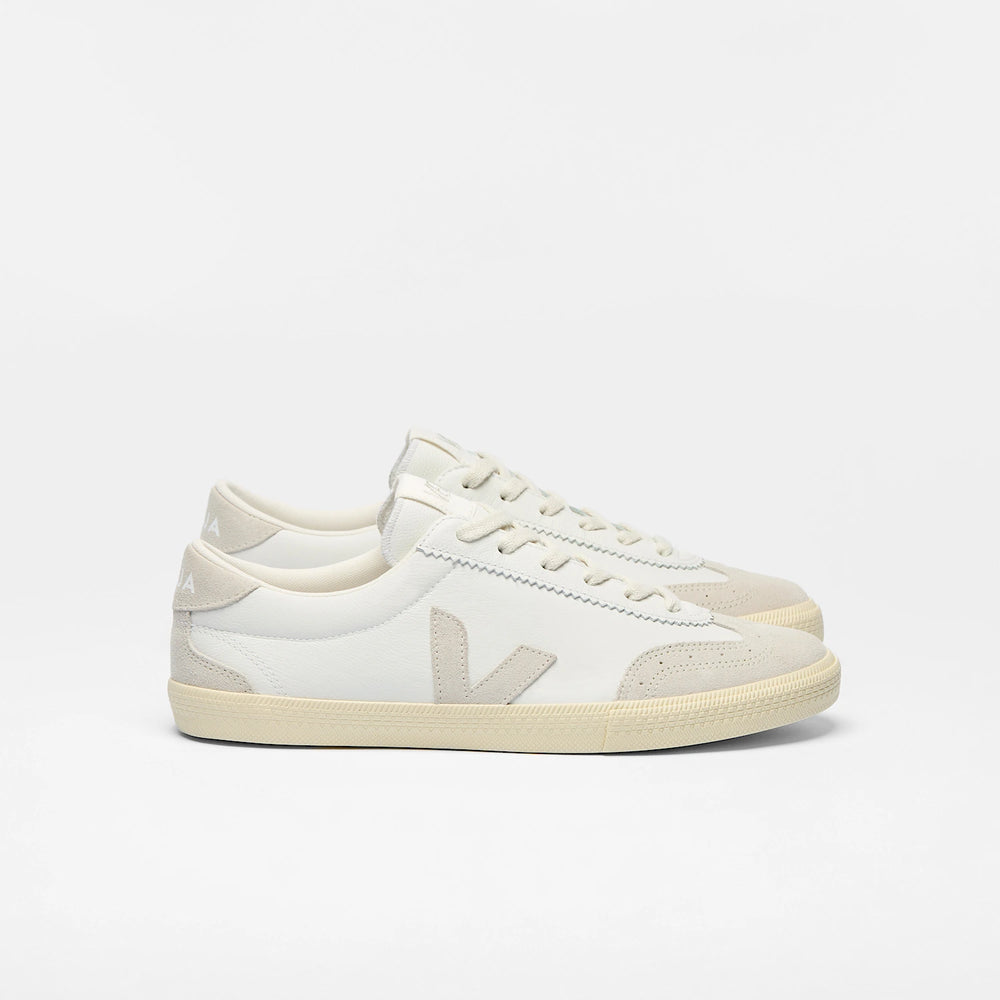 VEJA- WOMEN'S VOLLY LEATHER SNEAKER