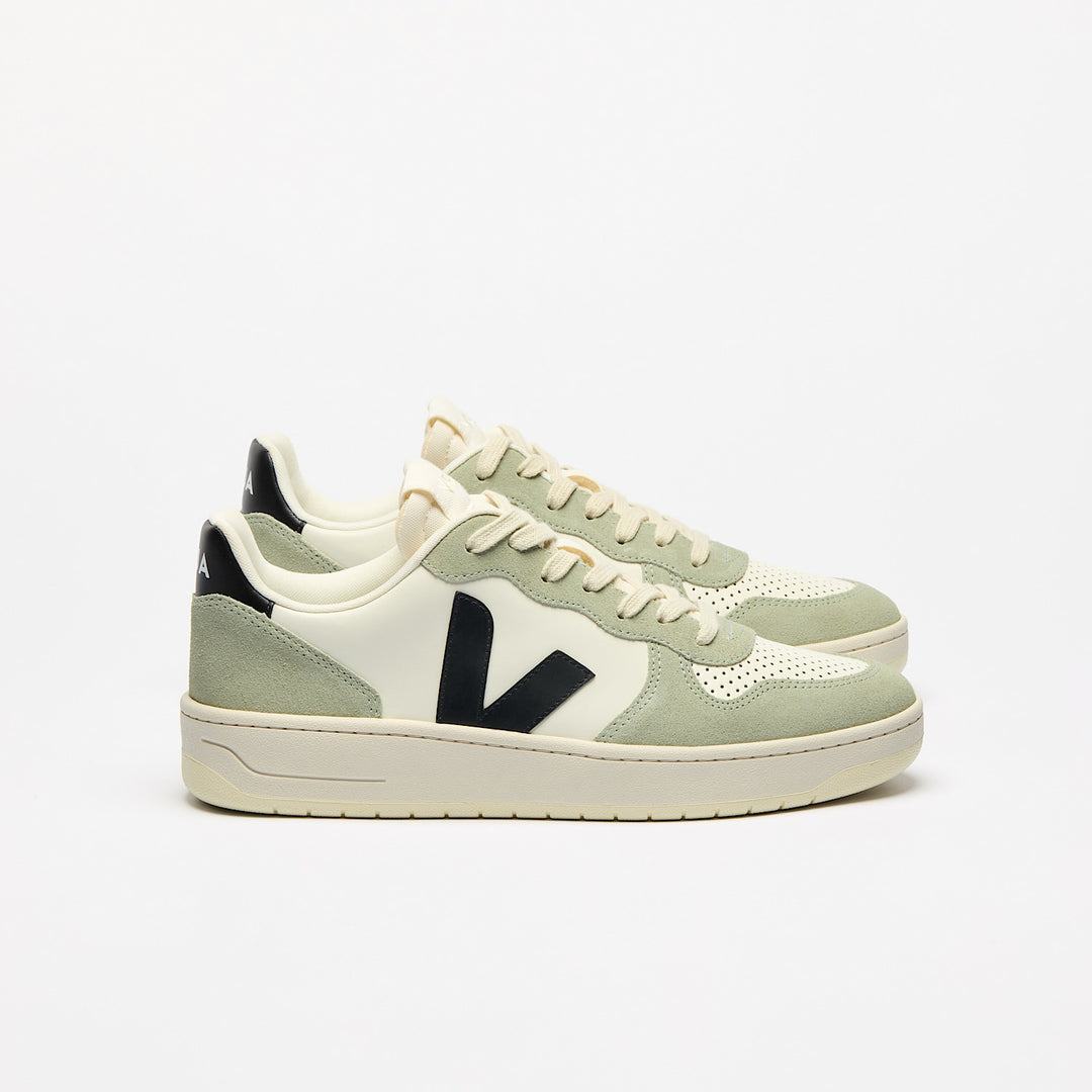 VEJA- WOMEN'S V-10 LEATHER SNEAKER