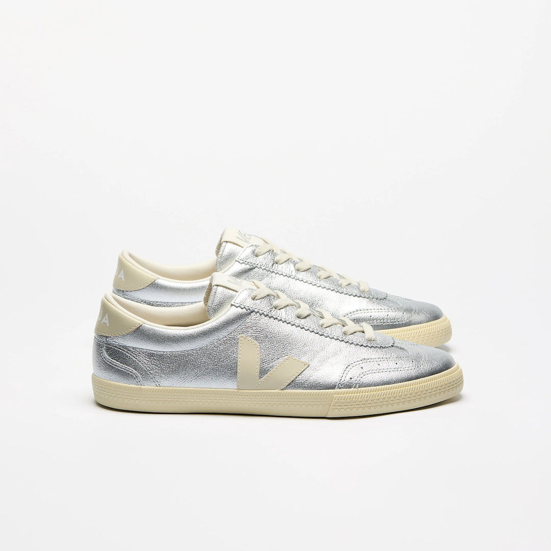 VEJA- WOMEN'S VOLLY LEATHER SNEAKER