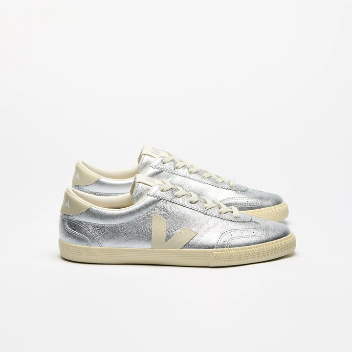 VEJA- WOMEN'S VOLLY LEATHER SNEAKER