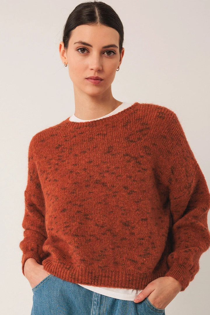 INDI & COLD- WOMEN'S MOHAIR CROP SWEATER