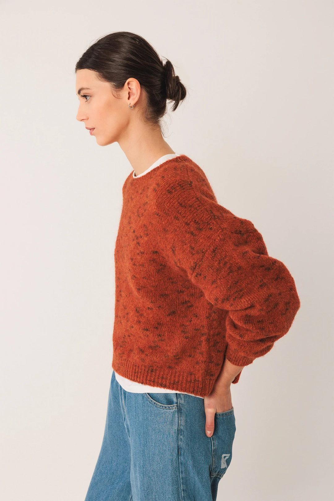 INDI & COLD- WOMEN'S MOHAIR CROP SWEATER