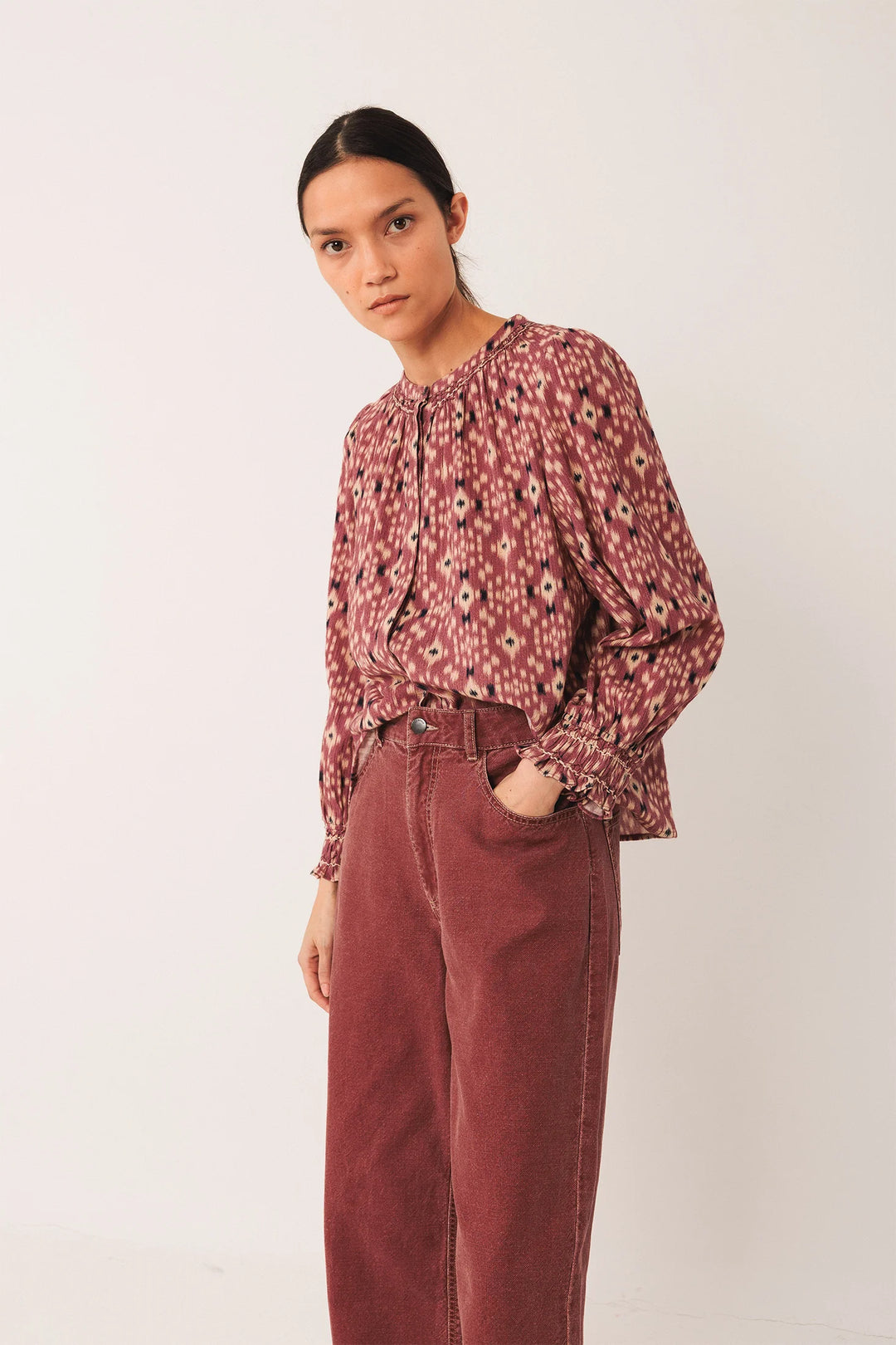 INDI & COLD- WOMEN'S IKAT-PRINT SHIRT