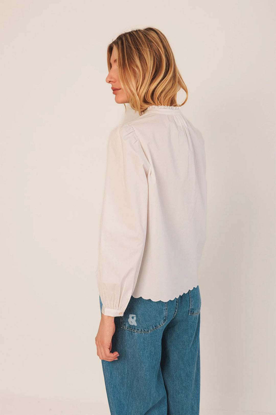 INDI & COLD- WOMEN'S EMBROIDERED TRIMMED BLOUSE