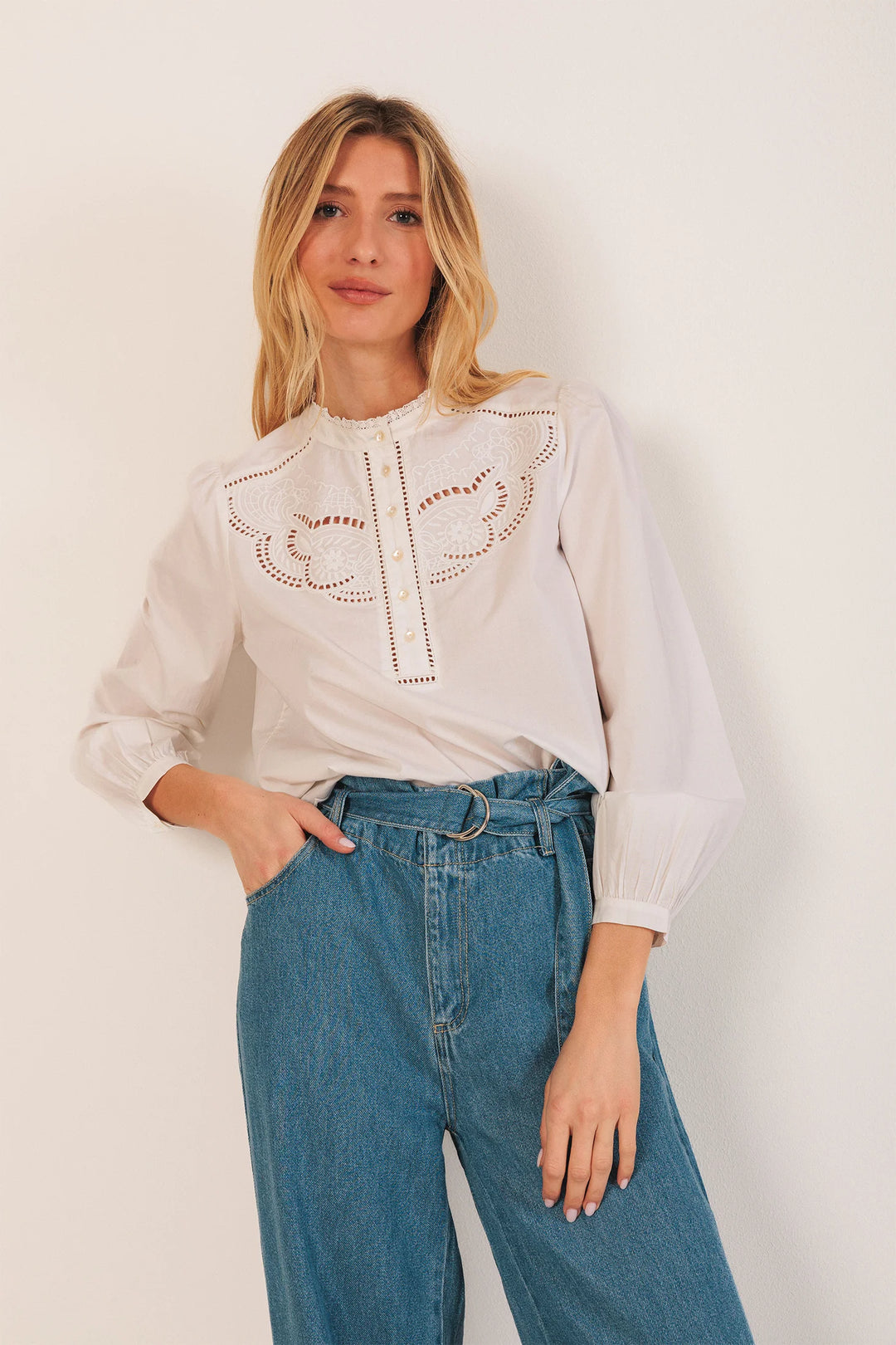 INDI & COLD- WOMEN'S EMBROIDERED TRIMMED BLOUSE