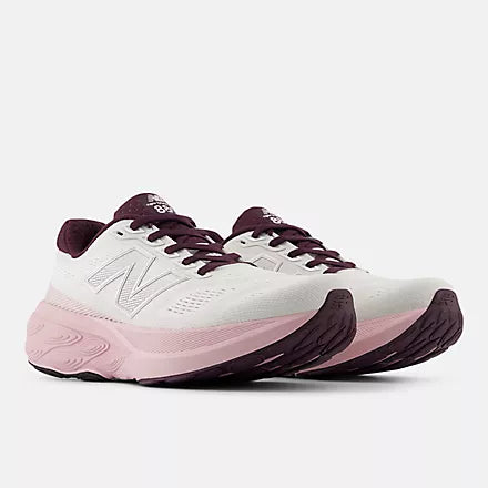 NEW BALANCE- WOMEN'S 880 ATHLETIC SHOE
