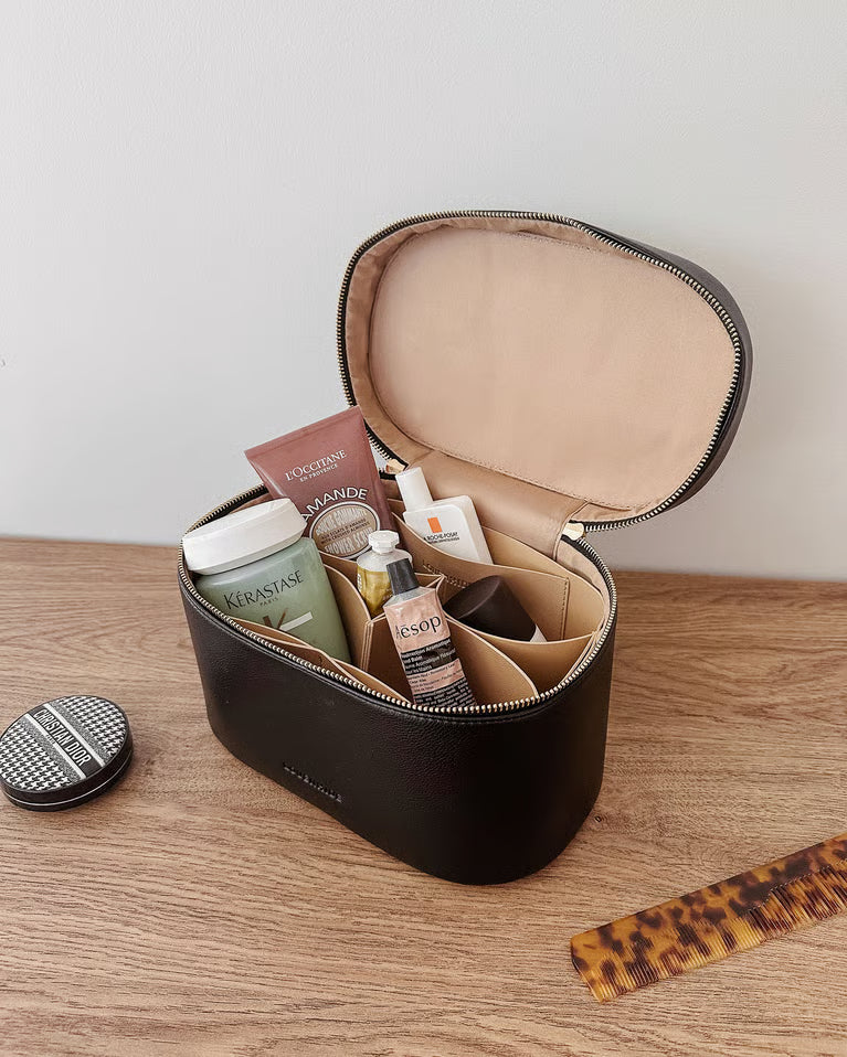 LOUENHIDE - JULIETTE & CHARLEE COSMETIC SET
