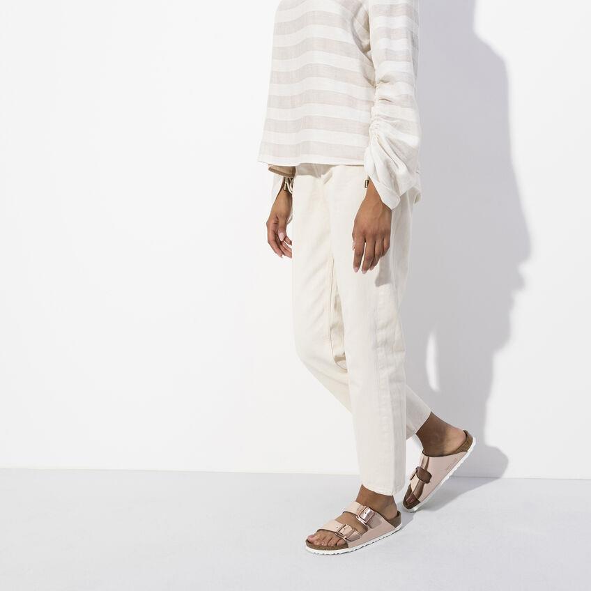 BIRKENSTOCK- LADIES ARIZONA SOFT BED SANDAL METALLIC COPPER